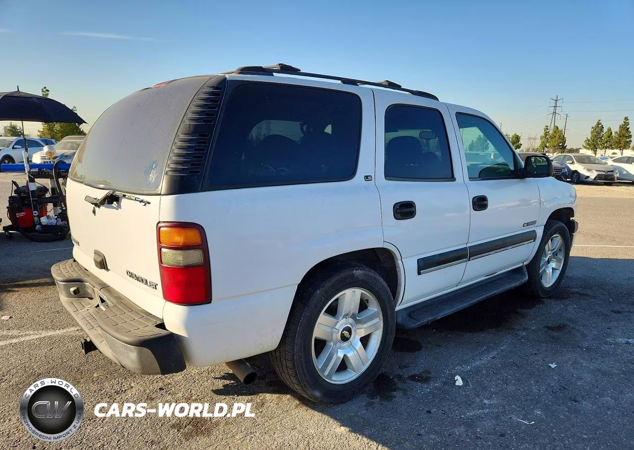 2001 Chevrolet Tahoe C1500 VIN:1GNEC13T21J140966 - 3