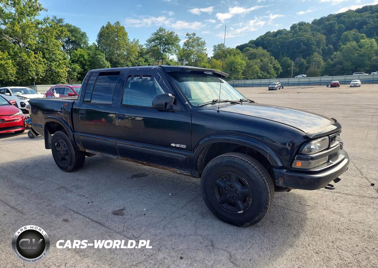 2003 Chevrolet S Truck S10 VIN:1GCDT13XX3K160581 - 4