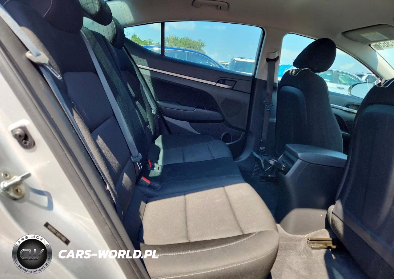 2018 Hyundai Elantra Sel VIN:5NPD84LF3JH231982 - 10