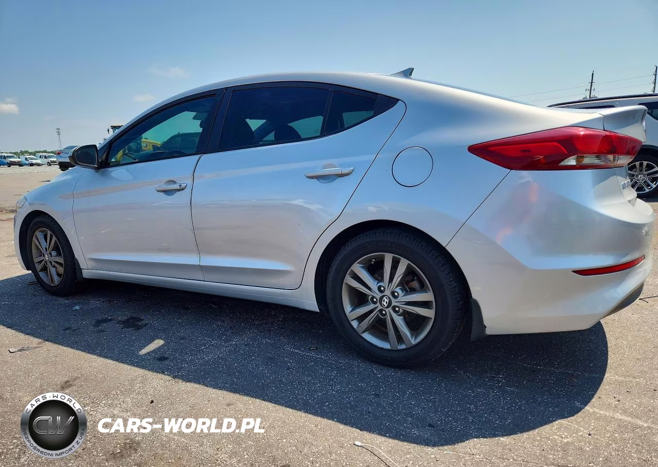 2018 Hyundai Elantra Sel VIN:5NPD84LF3JH231982 - 2