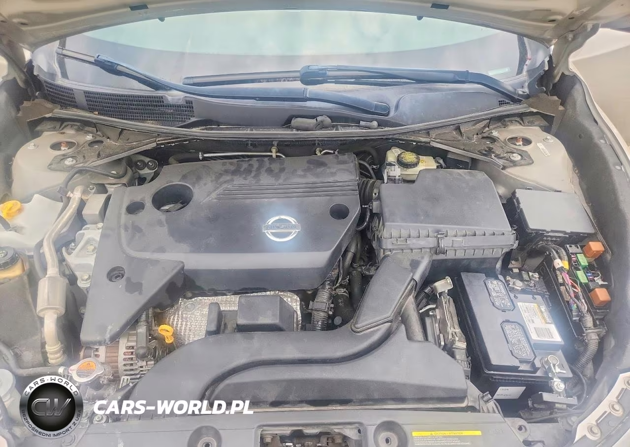 2013 Nissan Altima 2.5 VIN:1N4AL3AP8DN555155 - 11