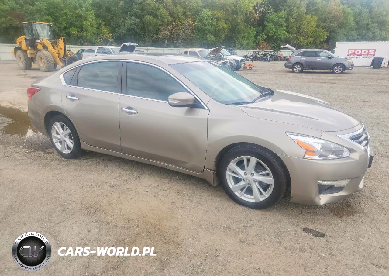 2013 Nissan Altima 2.5 VIN:1N4AL3AP8DN555155 - 4