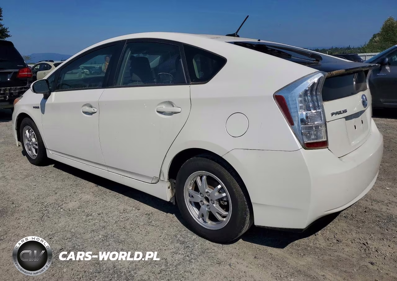 2011 Toyota Prius Two VIN:JTDKN3DU8B5369400 - 2
