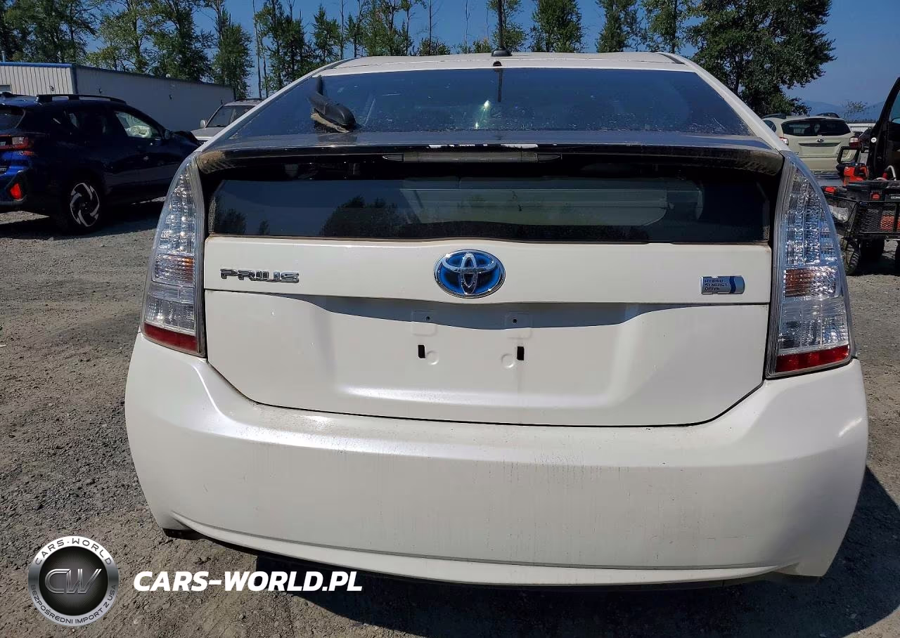 2011 Toyota Prius Two VIN:JTDKN3DU8B5369400 - 6
