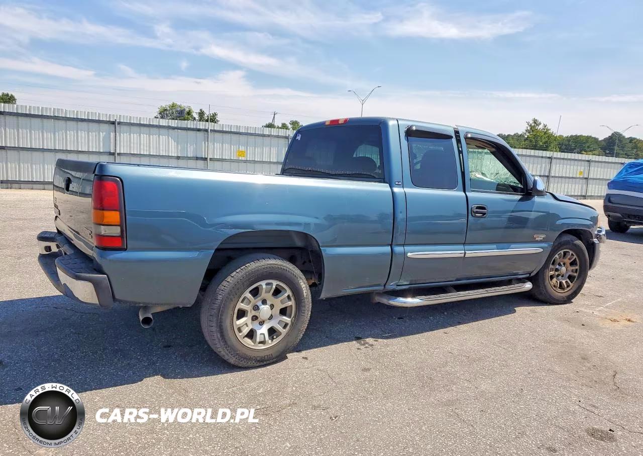 2007 GMC New Sierra C1500 Classic VIN:1GTEC19V17Z105007 - 3