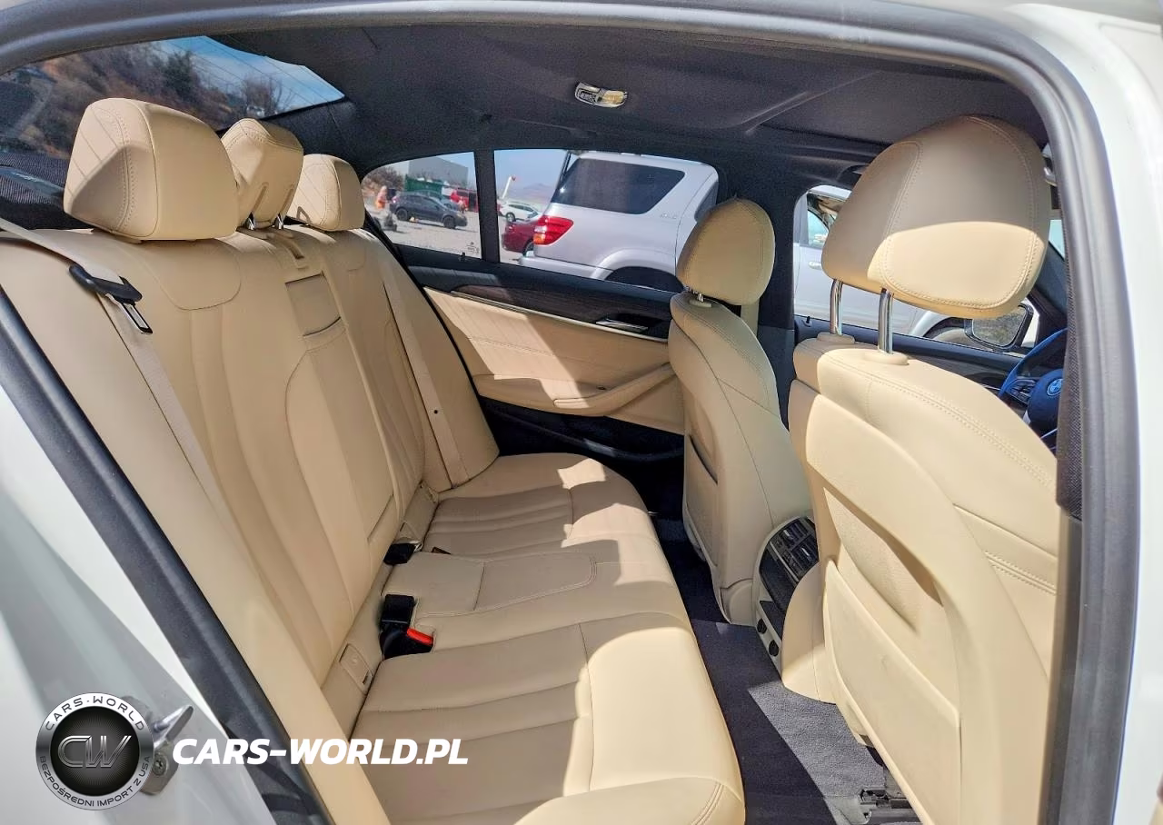 2018 BMW 530 I VIN:WBAJA5C58JG900124 - 10