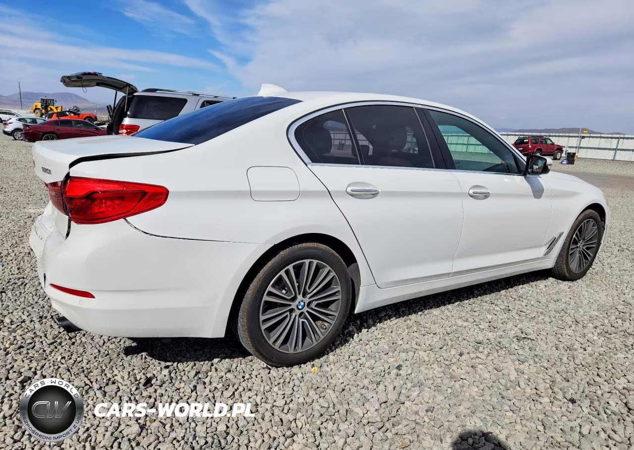 2018 BMW 530 I VIN:WBAJA5C58JG900124 - 3