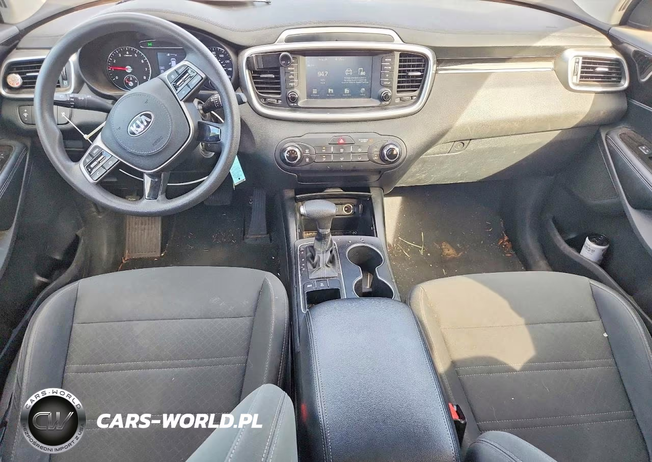 2020 Kia Sorento S VIN:5XYPGDA57LG679842 - 8