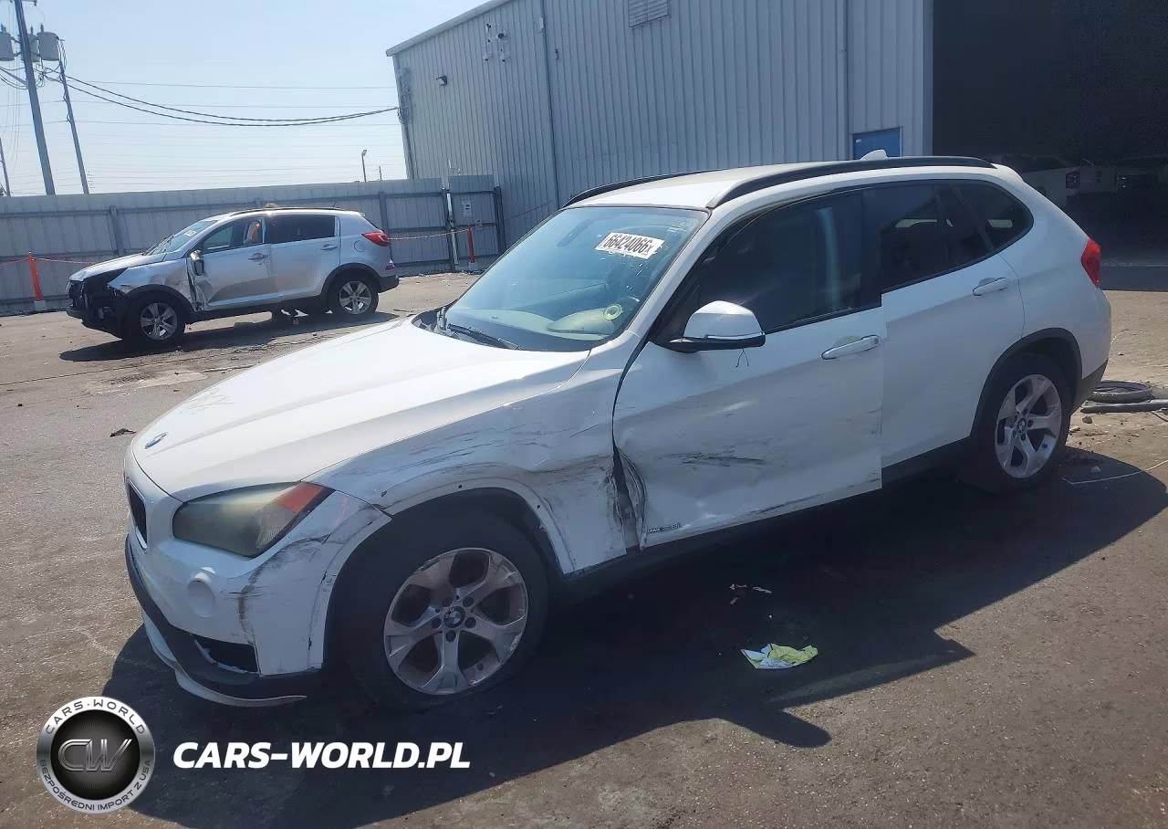 2015 BMW X1 Sdrive28I VIN:WBAVM1C53FVW57262 - 1