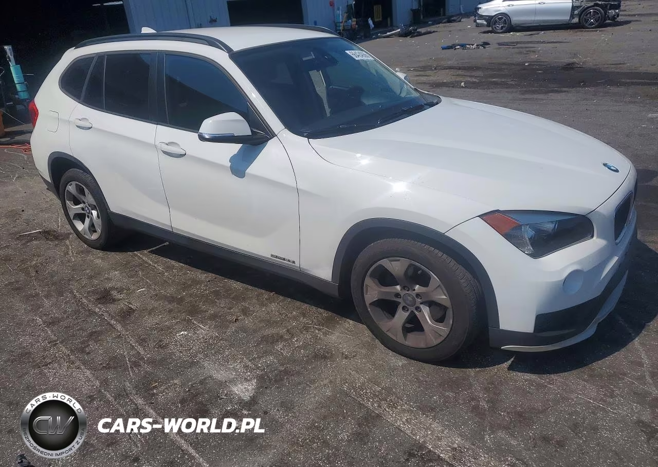 2015 BMW X1 Sdrive28I VIN:WBAVM1C53FVW57262 - 4
