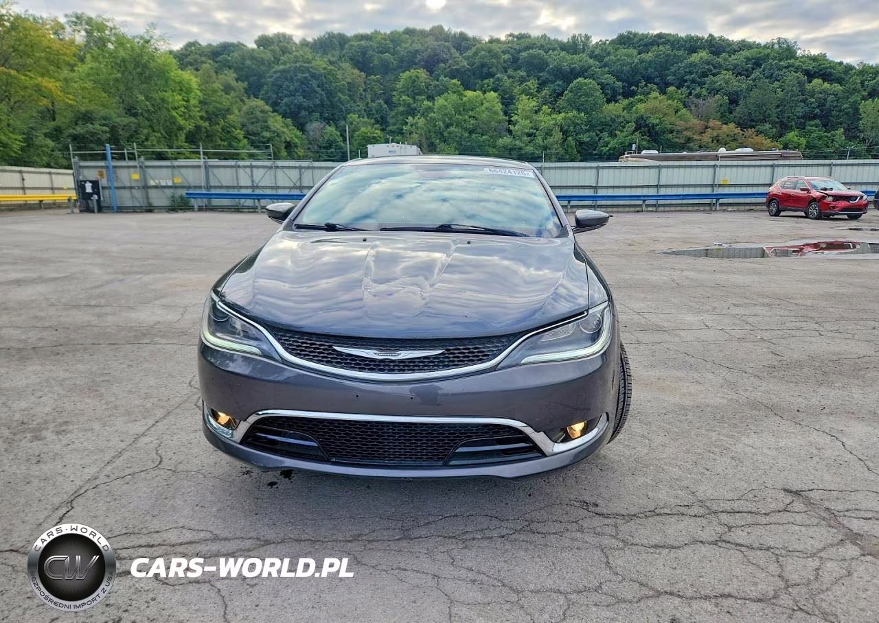 2015 Chrysler 200 C VIN:1C3CCCCB3FN532037 - 5