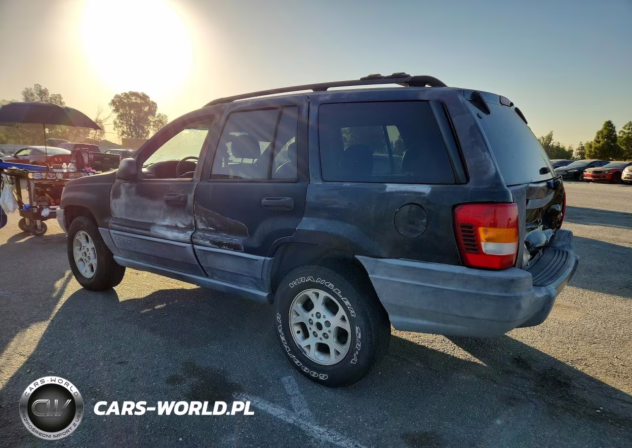 2001 Jeep Grand Cherokee Laredo VIN:1J4GX48S81C583323 - 2