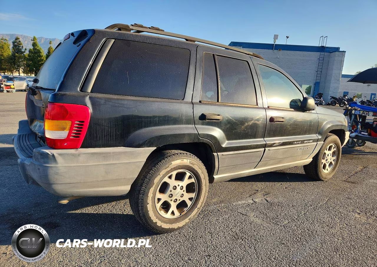 2001 Jeep Grand Cherokee Laredo VIN:1J4GX48S81C583323 - 3