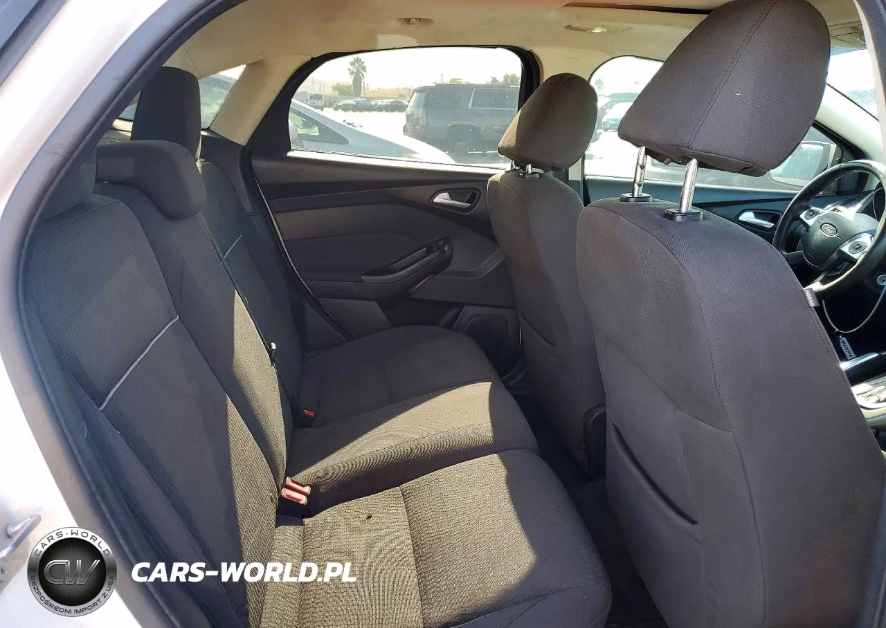 2012 Ford Focus Sel VIN:1FAHP3H22CL393305 - 10