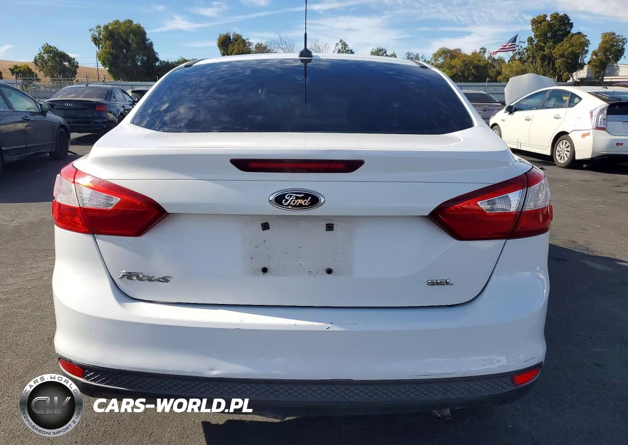 2012 Ford Focus Sel VIN:1FAHP3H22CL393305 - 6