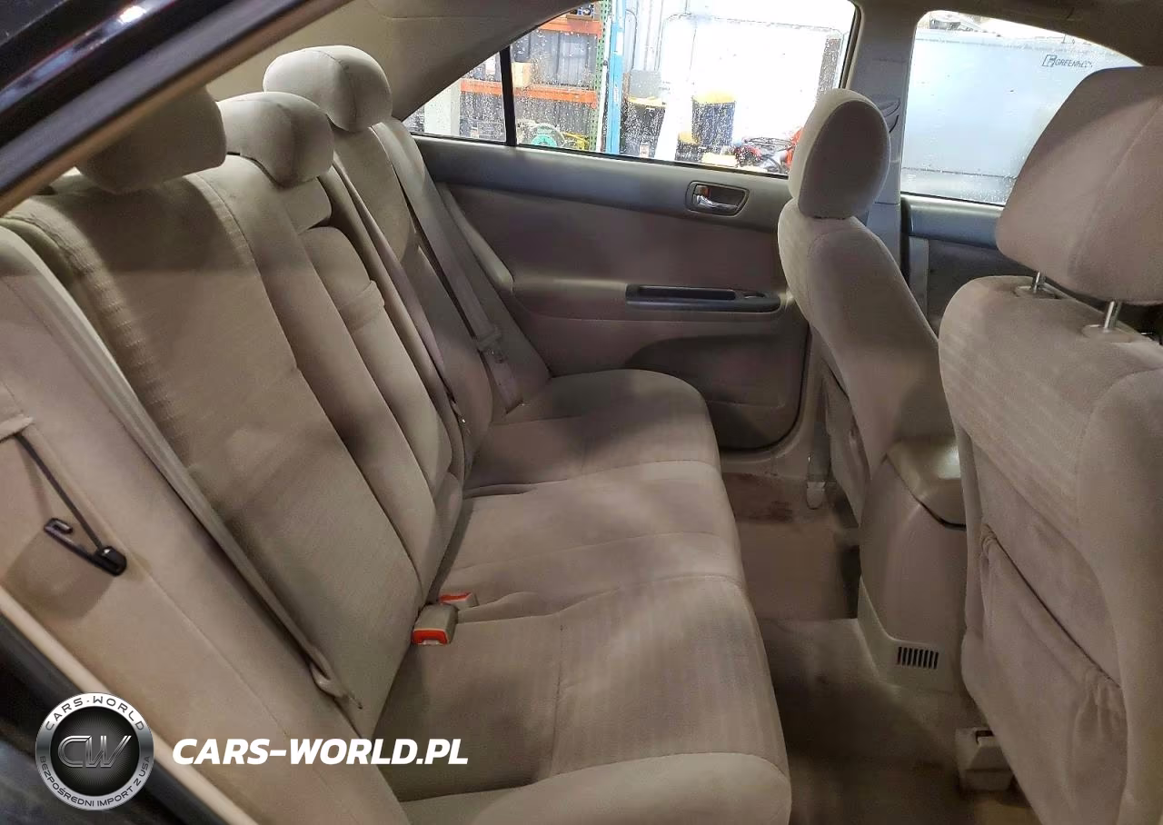 2005 Toyota Camry Le VIN:4T1BE32K75U091774 - 10