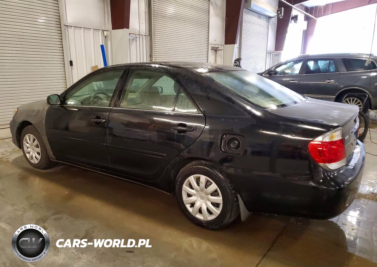 2005 Toyota Camry Le VIN:4T1BE32K75U091774 - 2