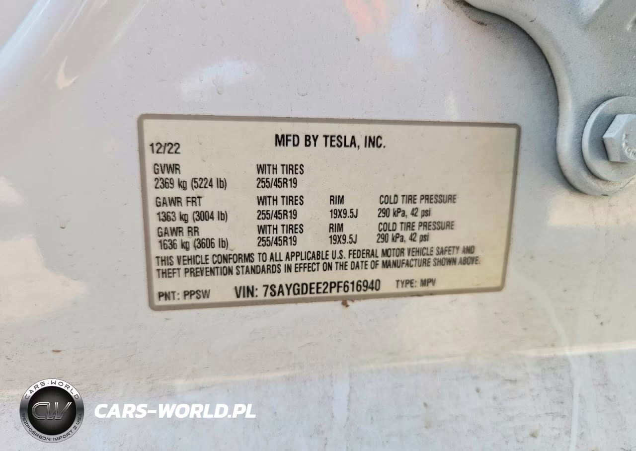 2023 Tesla Model Y VIN:7SAYGDEE2PF616940 - 12