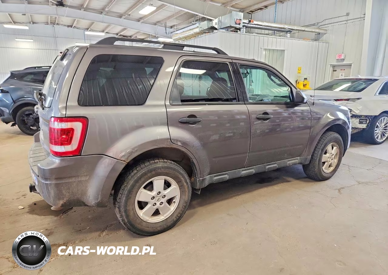 2012 Ford Escape Xlt VIN:1FMCU0D79CKC61687 - 3