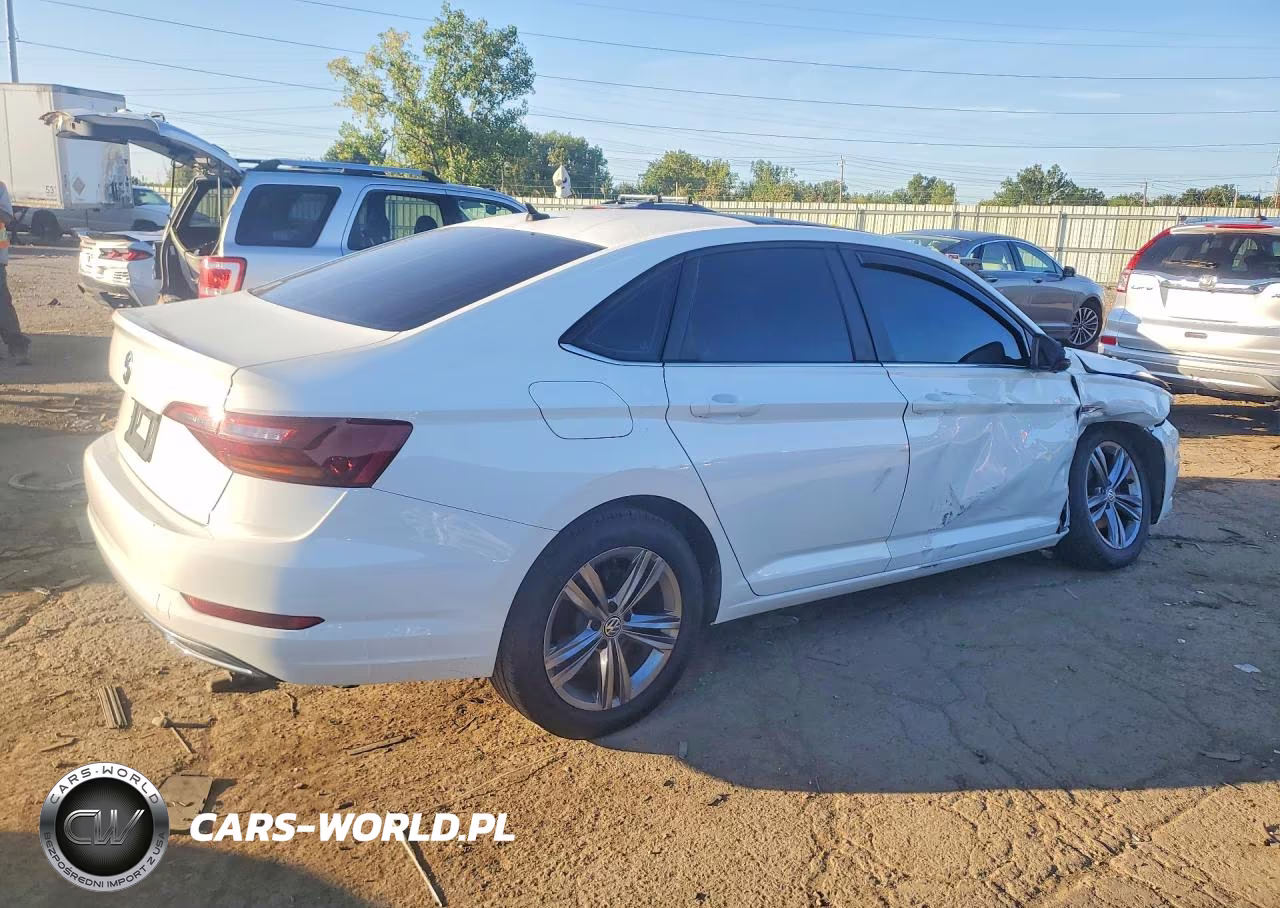 2019 Volkswagen Jetta S VIN:3VWC57BU3KM228577 - 3