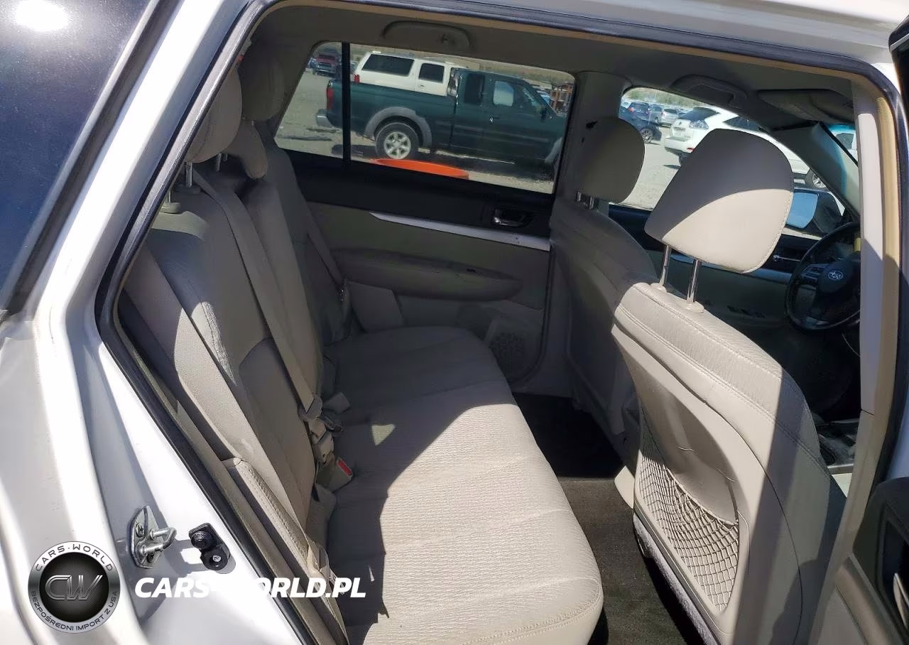 2012 Subaru Outback 2.5I Premium VIN:4S4BRBCC2C3242156 - 10