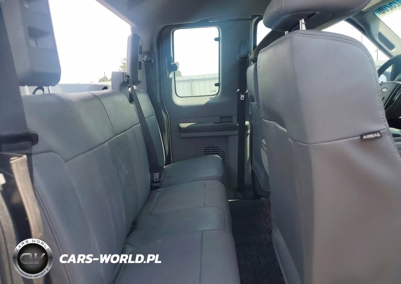 2016 Ford F350 Super Duty VIN:1FD8X3B63GEC75663 - 10