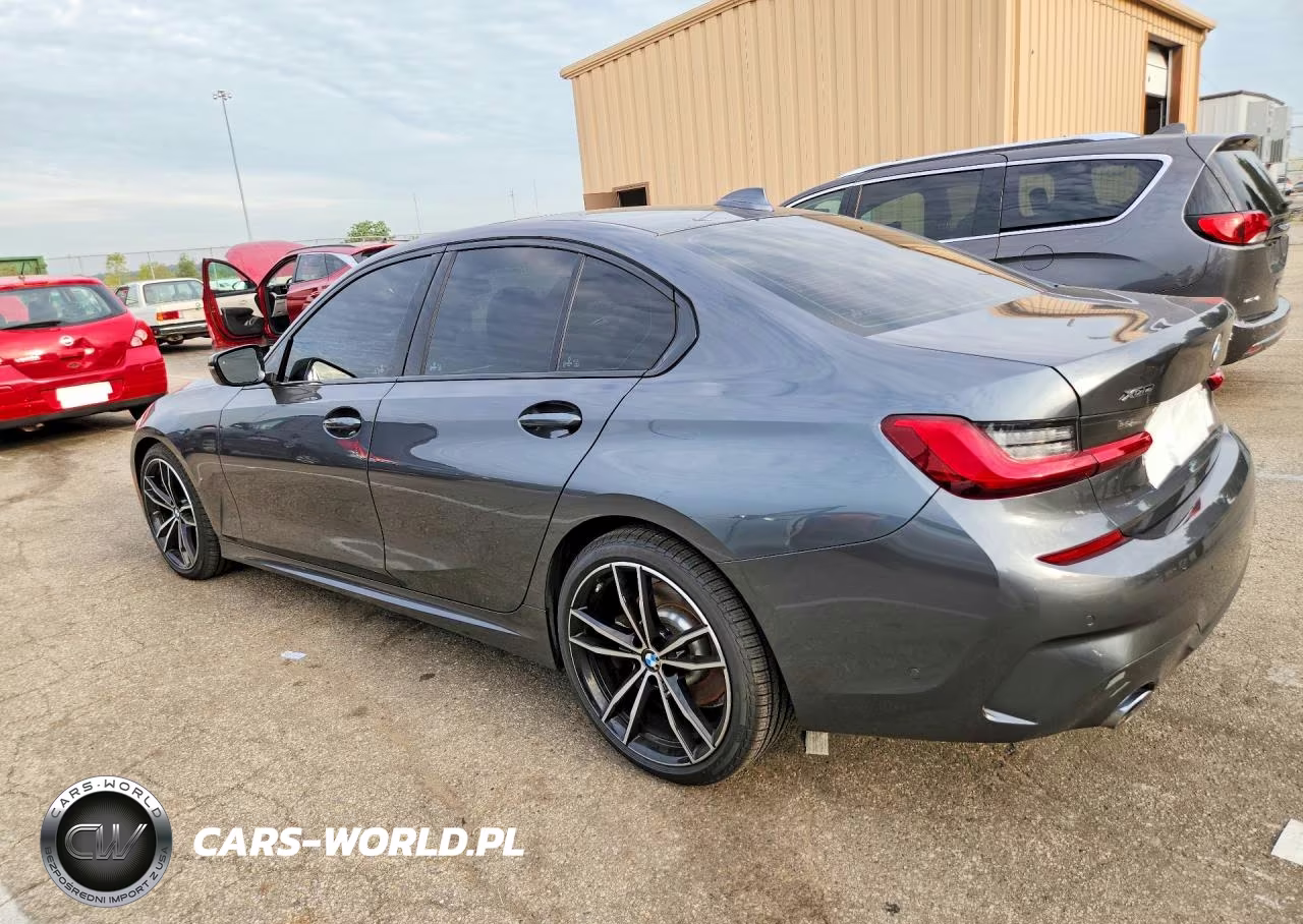 2019 BMW 330Xi VIN:WBA5R7C52KAE83127 - 2