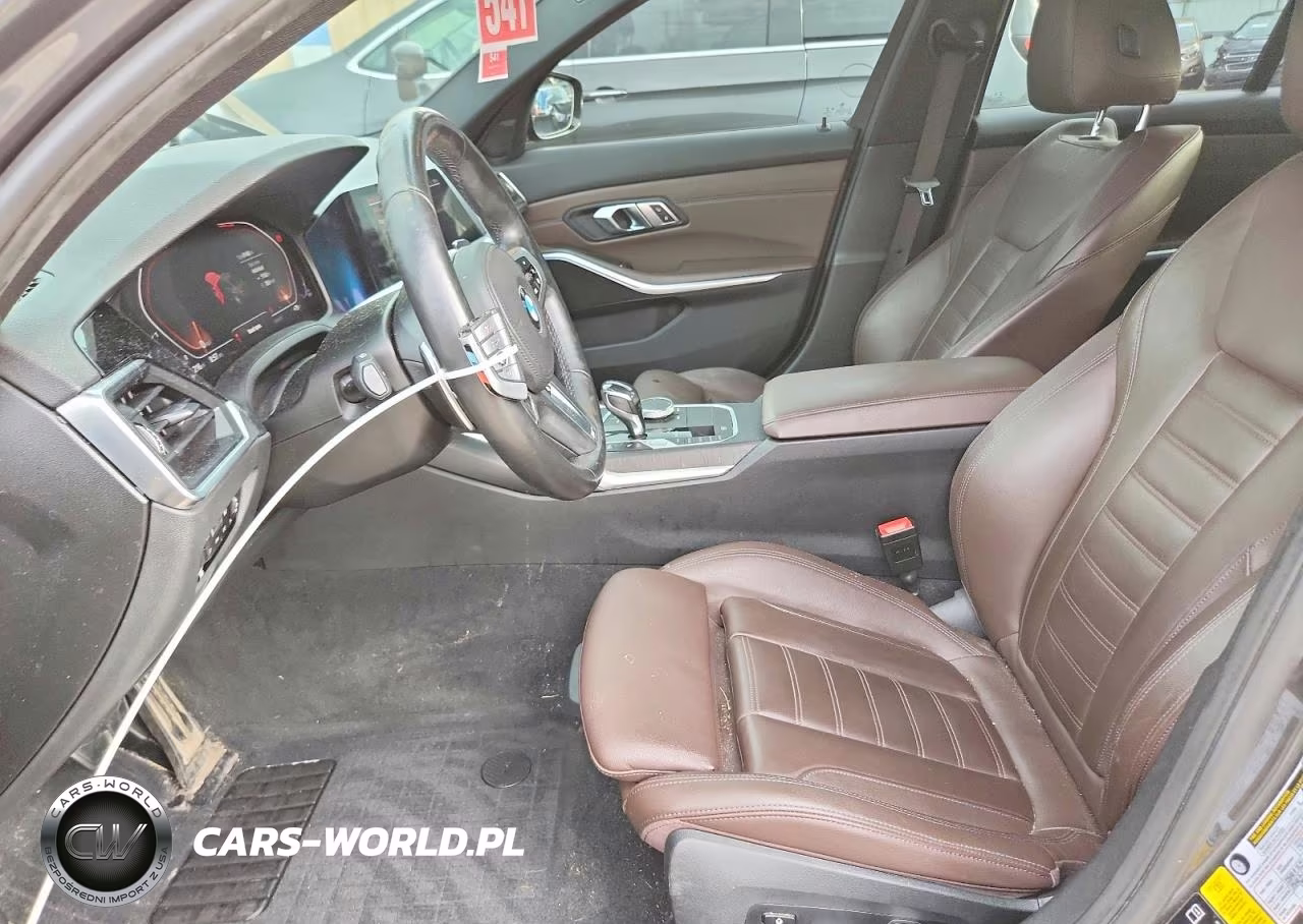 2019 BMW 330Xi VIN:WBA5R7C52KAE83127 - 7