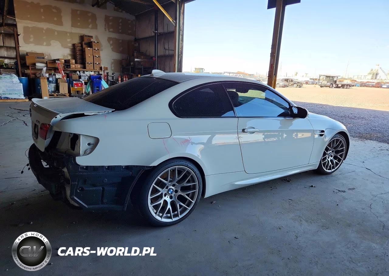 2011 BMW M3 VIN:WBSKG9C59BE645535 - 3
