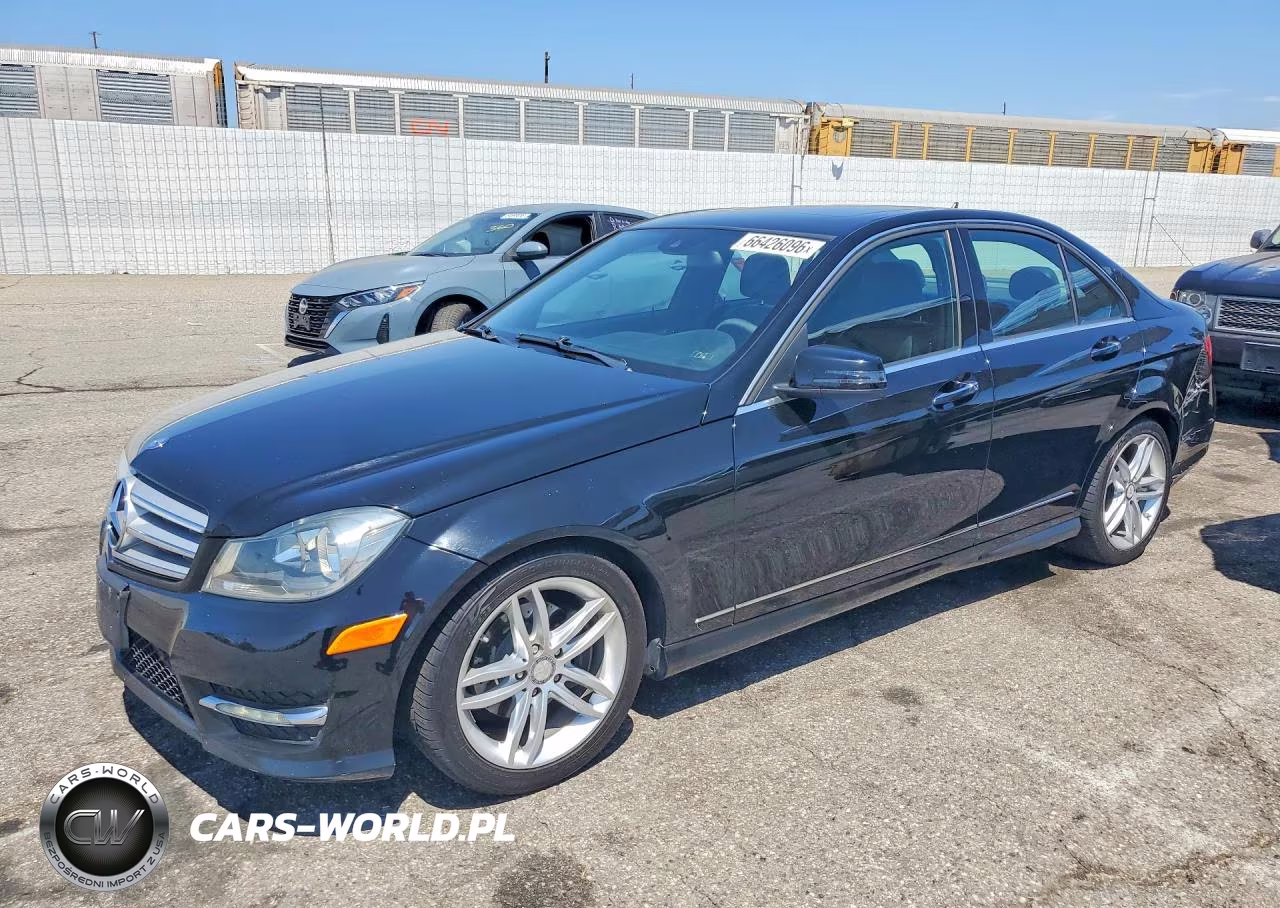 2013 Mercedes-Benz C 250
