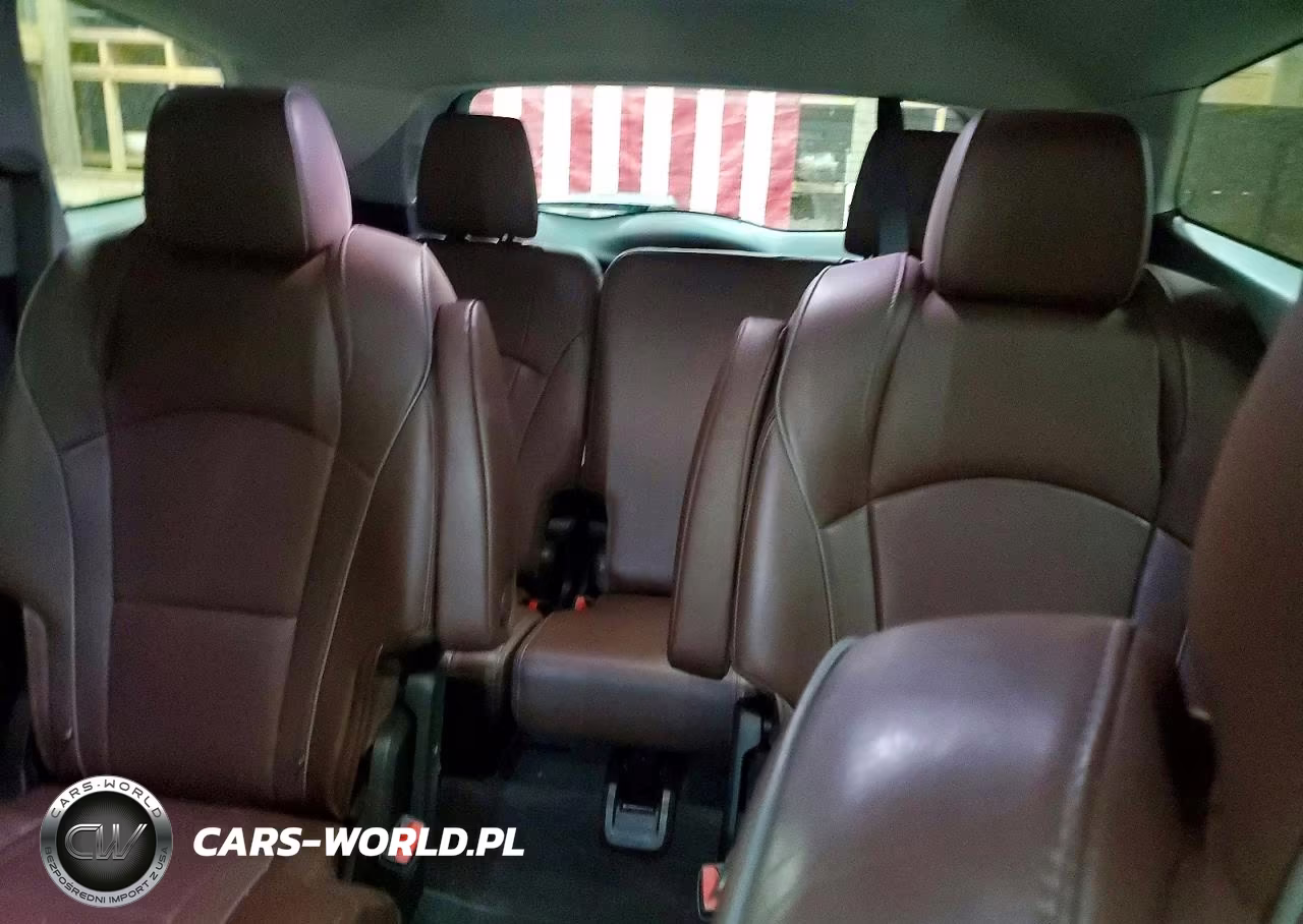 2019 Buick Enclave Avenir VIN:5GAEVCKW3KJ108475 - 10