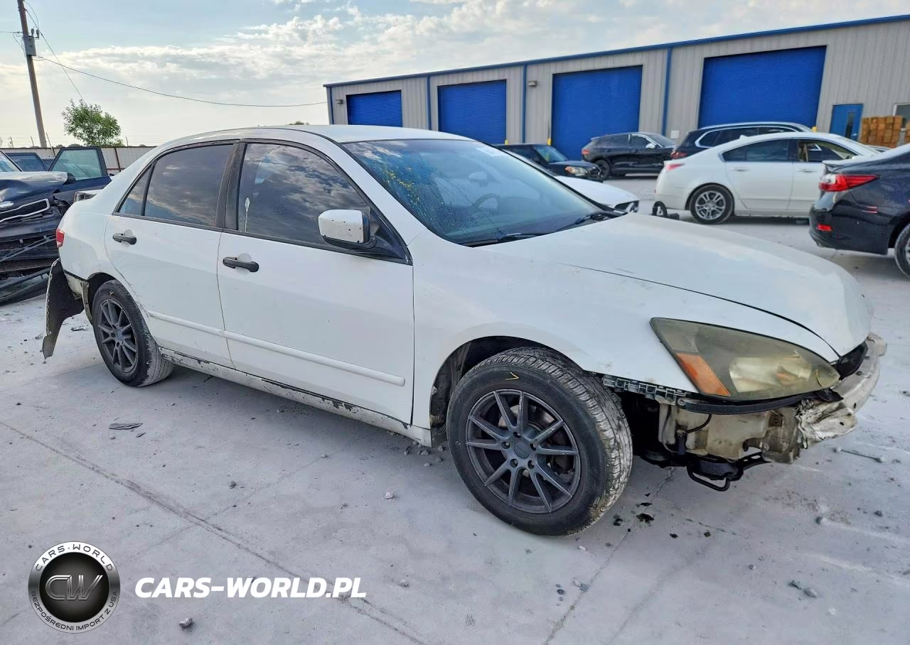 2004 Honda Accord Dx VIN:1HGCM56194A151063 - 4