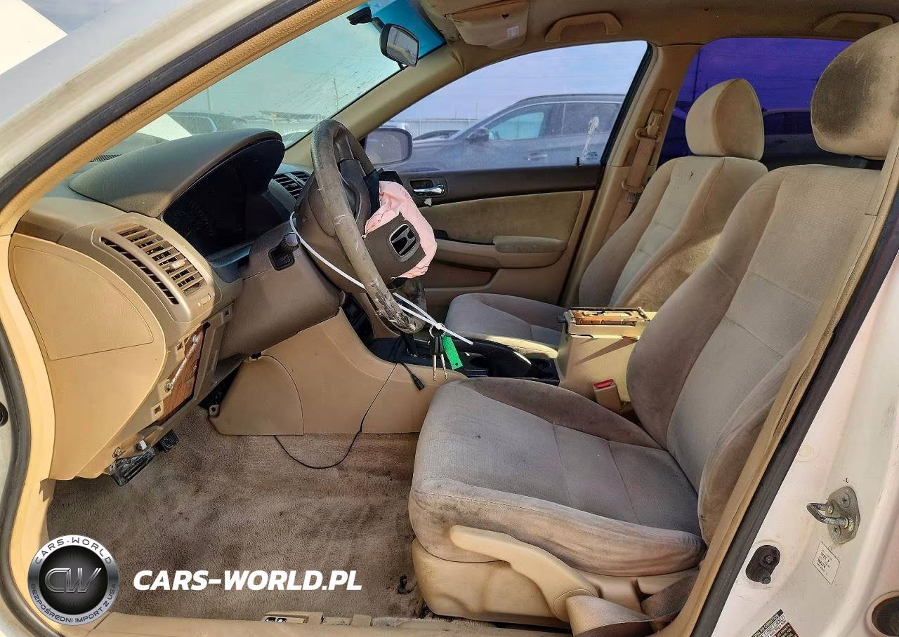 2004 Honda Accord Dx VIN:1HGCM56194A151063 - 7