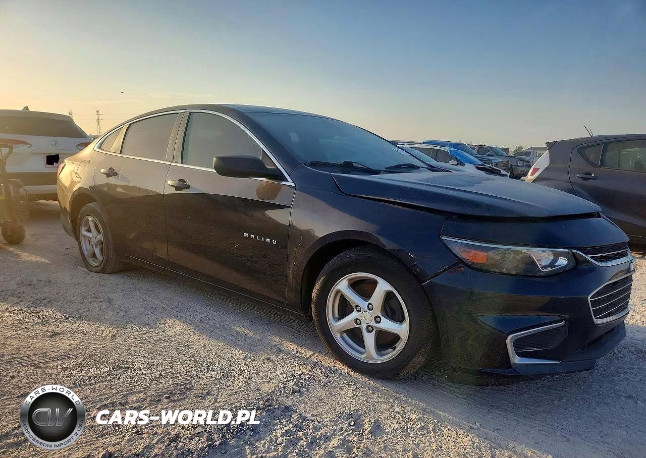 2018 Chevrolet Malibu Ls VIN:1G1ZB5ST1JF135713 - 4