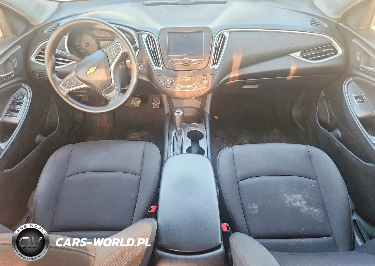 2018 Chevrolet Malibu Ls VIN:1G1ZB5ST1JF135713 - 8