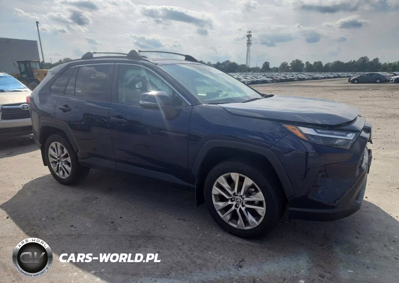 2022 Toyota Rav4 Xle Premium VIN:2T3A1RFVXNW321491 - 4