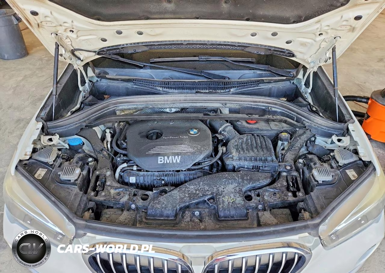 2017 BMW X1 VIN:WBXHT3Z35H4A53635 - 12