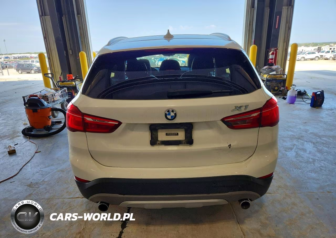2017 BMW X1 VIN:WBXHT3Z35H4A53635 - 6