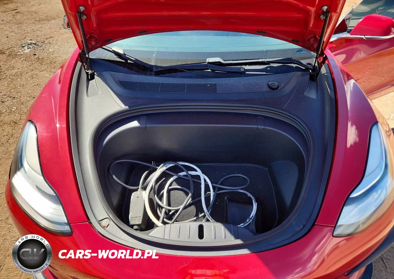 2018 Tesla Model 3 VIN:5YJ3E1EB7JF133484 - 11