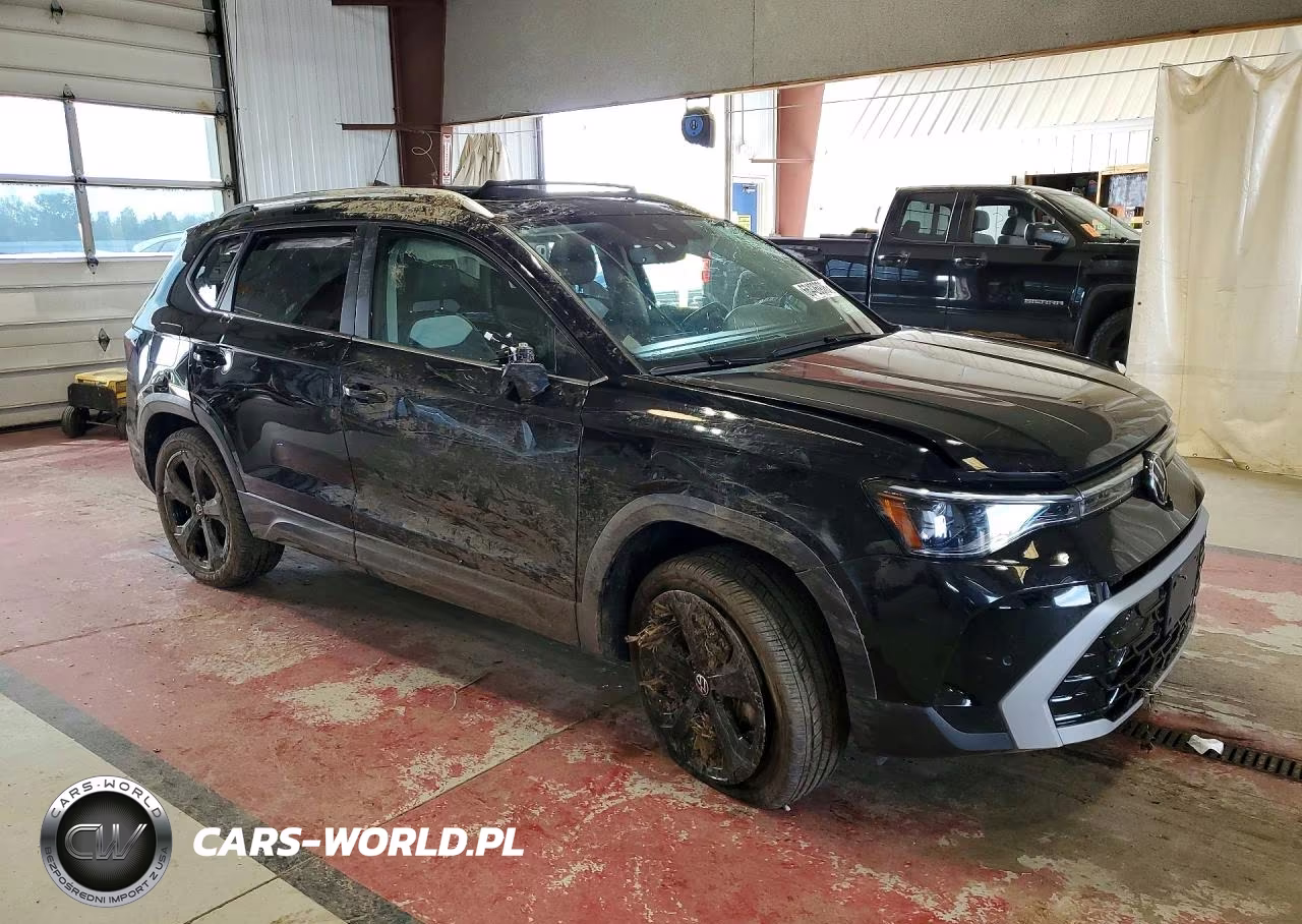 2025 Volkswagen Taos Sel VIN:3VV4C7B27SM081662 - 4