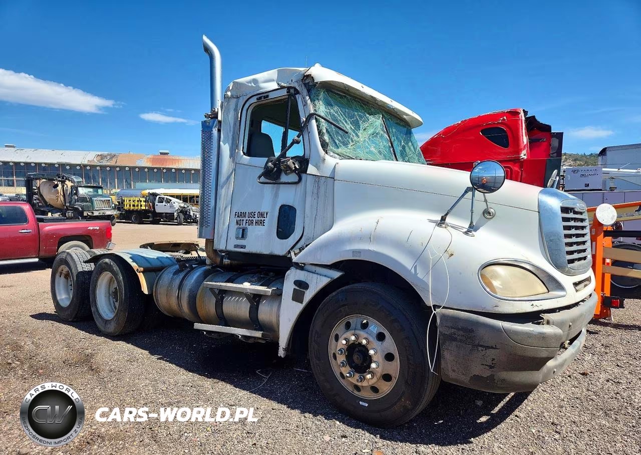 2004 Freightliner Columbia 120 Semi Truck VIN:1FUJA6CG94LN15332 - 4
