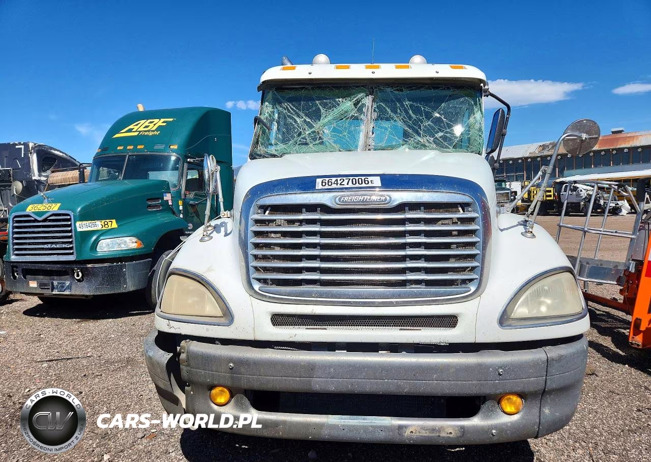 2004 Freightliner Columbia 120 Semi Truck VIN:1FUJA6CG94LN15332 - 5