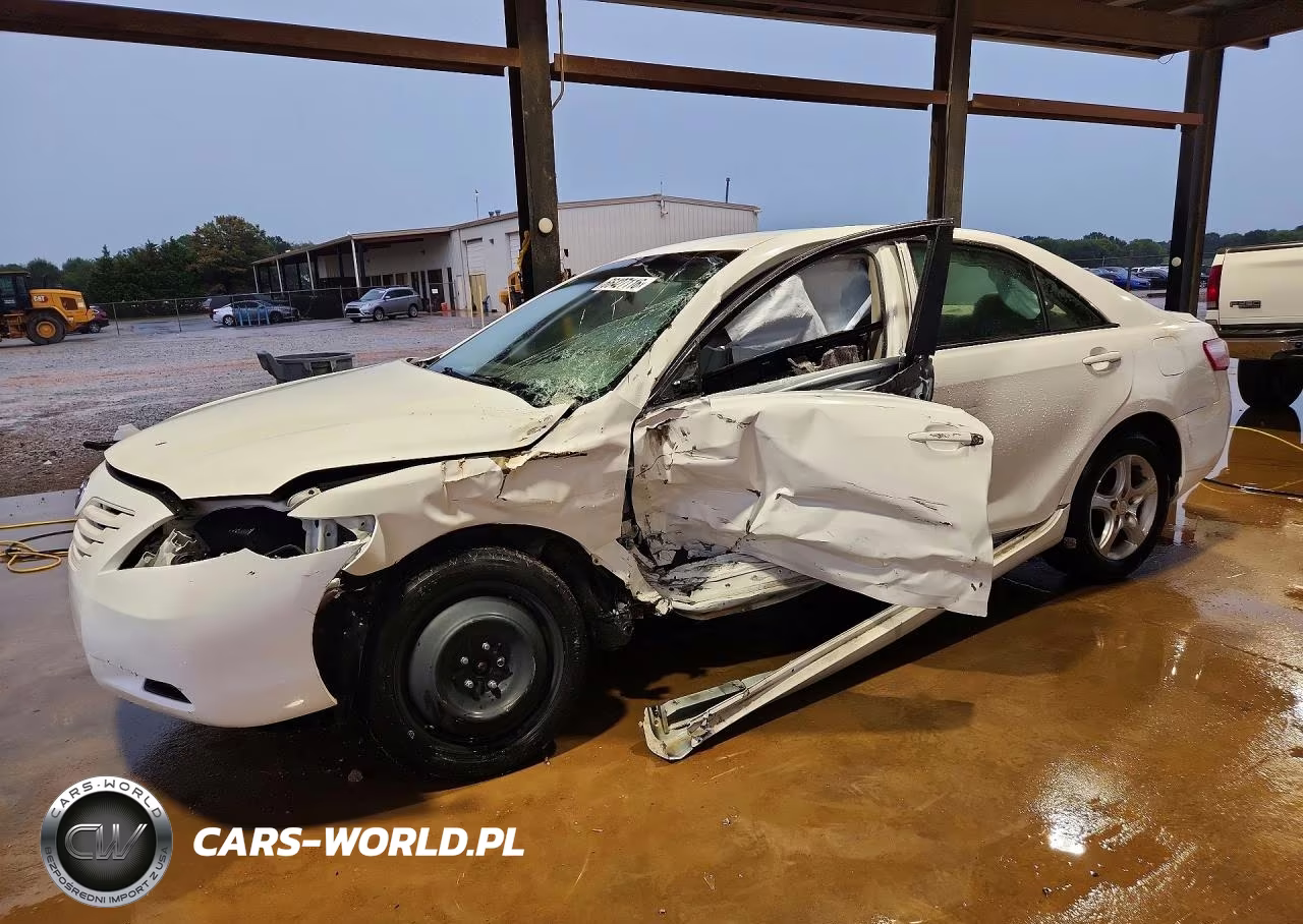 2007 Toyota Camry Le – zdjęcie 1 z 13