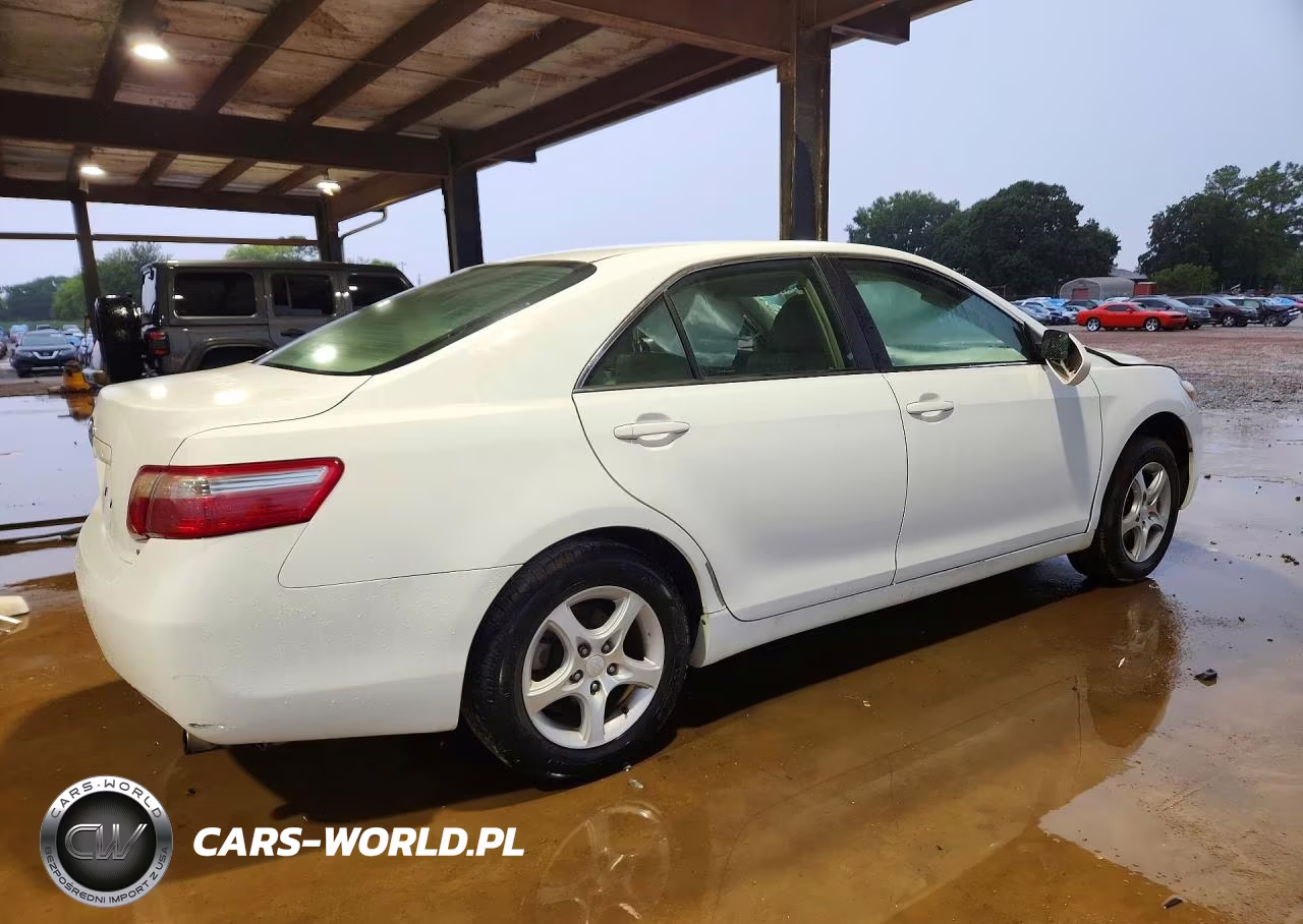 2007 Toyota Camry Le VIN:4T1BE46KX7U605832 - 3
