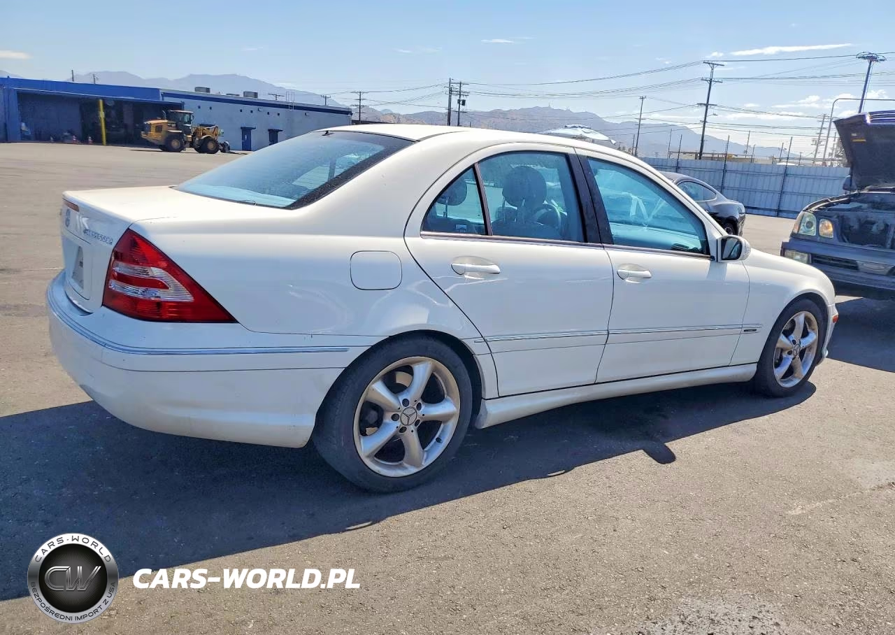 2005 Mercedes-Benz C 230K Sport Sedan VIN:WDBRF40J55A707956 - 3