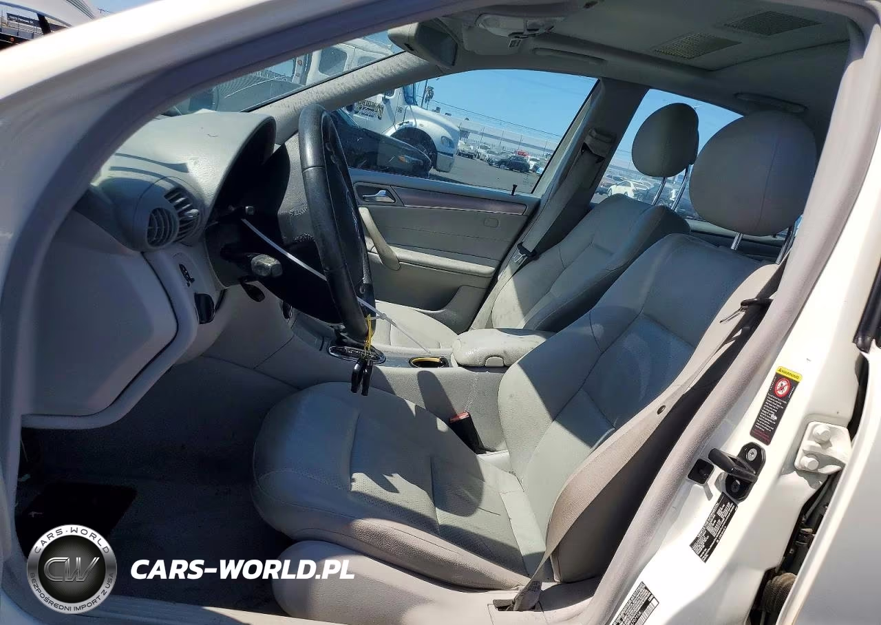 2005 Mercedes-Benz C 230K Sport Sedan VIN:WDBRF40J55A707956 - 7
