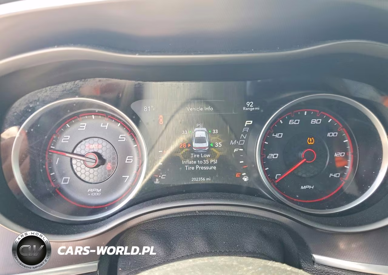 2020 Dodge Charger Sxt VIN:2C3CDXBG5LH204219 - 9