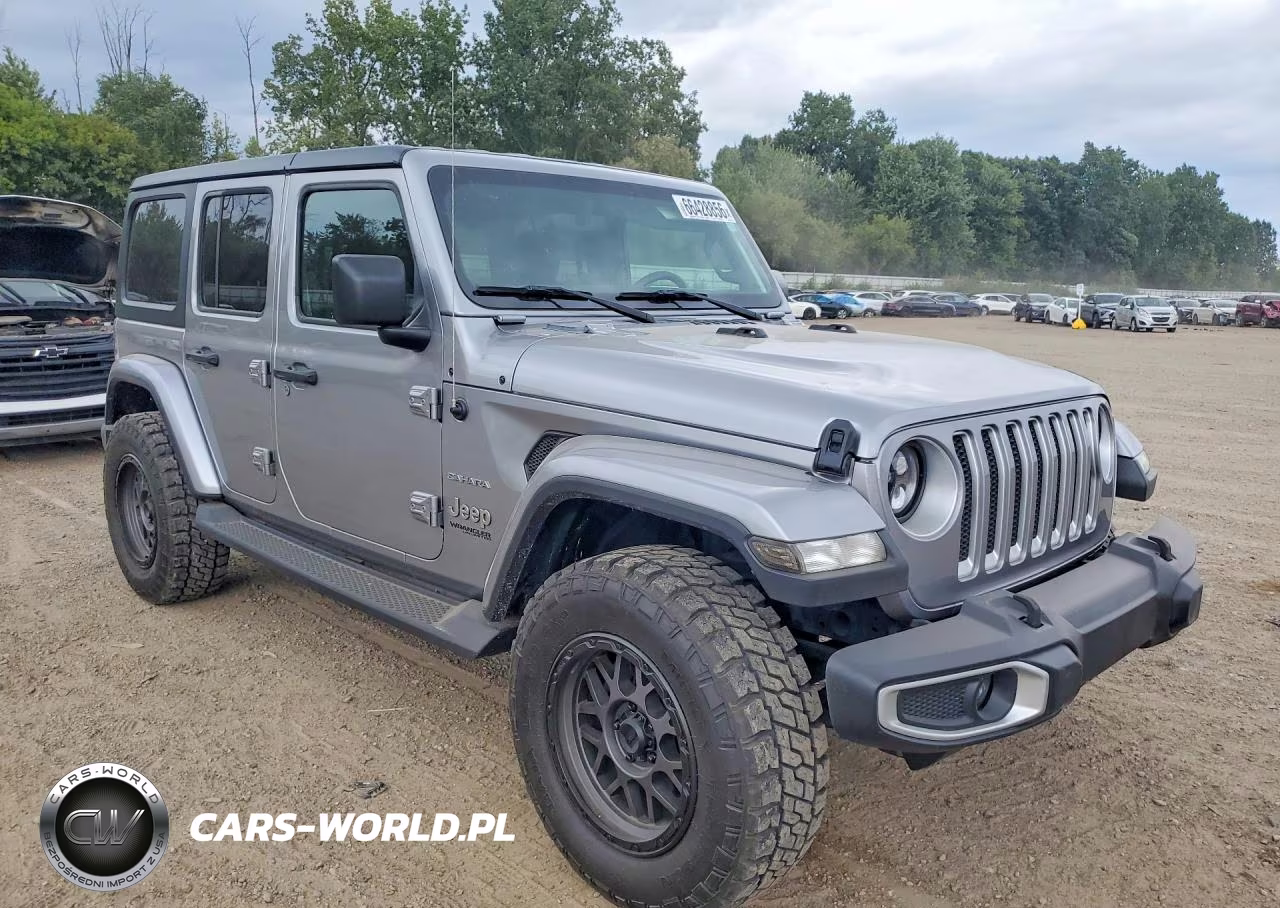 2019 Jeep Wrangler Unlimited Sahara VIN:1C4HJXEN1KW687275 - 4