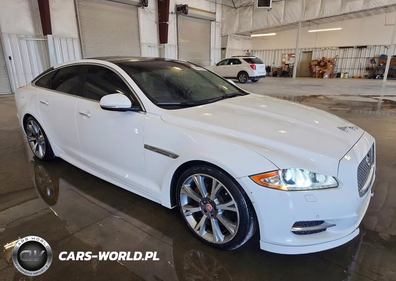 2015 Jaguar Xj VIN:SAJWA1CZ3F8V84879 - 4