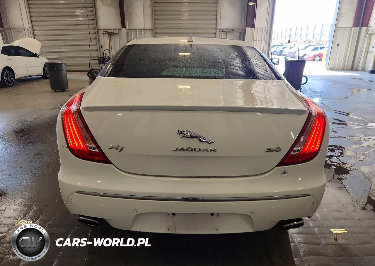 2015 Jaguar Xj VIN:SAJWA1CZ3F8V84879 - 6
